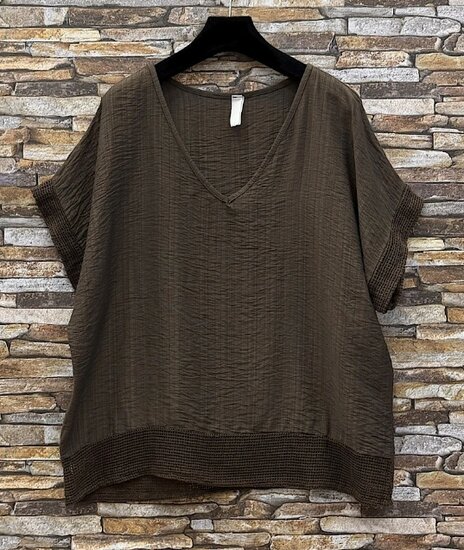 Bruine viscose set met gehaakte details