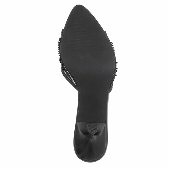 Zwarte mules met parels en bloemen-Benthe
