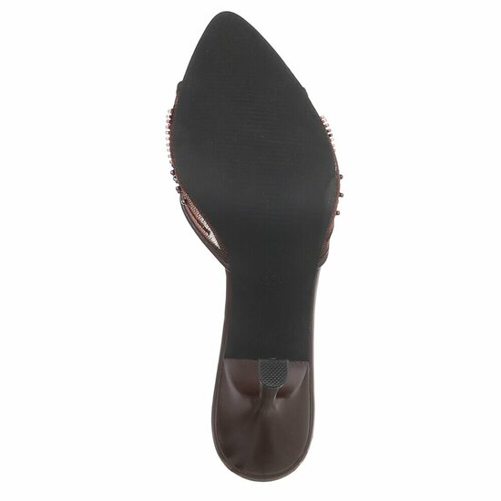 Bruine mules met parels en bloemen-Benthe
