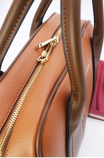 Handtas cognac met bruine details – premium kwaliteit