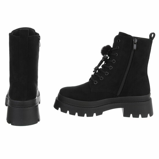 Zwarte suède veterboots met plateauzool en sierlijke veters-Chelsy