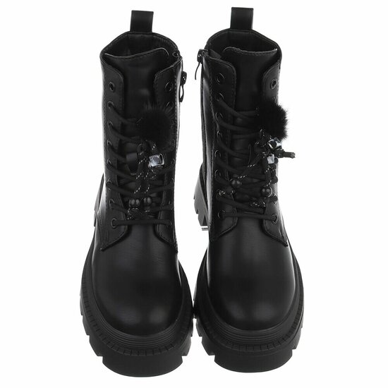 Zwarte veterboots met plateauzool en sierlijke veters-Chelsy