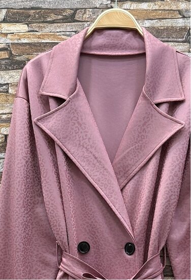 Roze trenchcoat met ceintuur en print