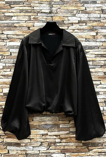 Luxe zwarte satijnen blouse – Made in Italy