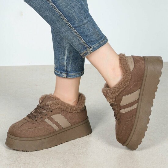 Dames sneakers mokkabruin met warme voering en plateauzool-Celine