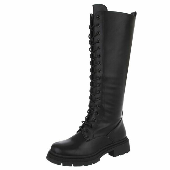 Zwarte hoge veterboot Marja