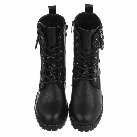 Zwarte veterboots met rits en profielzool-Yentl