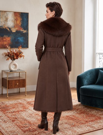 Bruine lange suède jas met bruine faux fur kraag