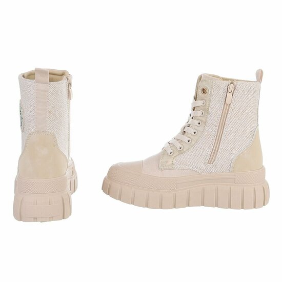 Beige chunky veterboots met smileydetail-Ulrika