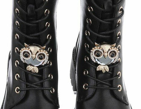 Zwarte veterboots met chunky zool en strass-Yola