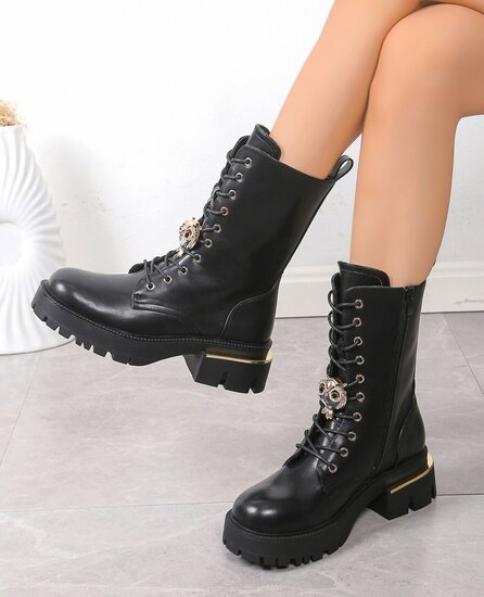 Zwarte veterboots met chunky zool en strass-Yola