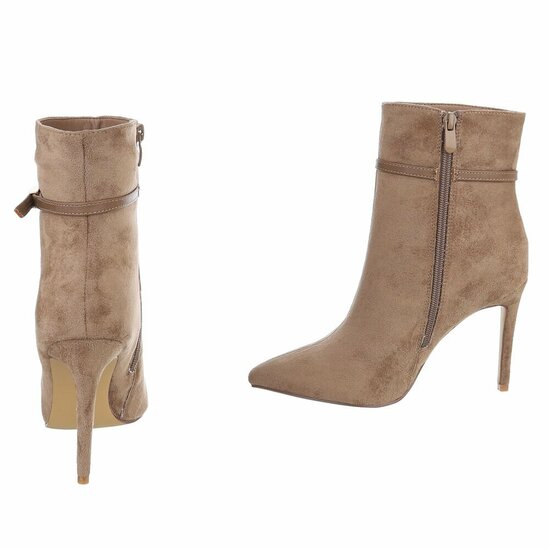 Kaki suede enkellaarsjes met elegante hak en riempje-Agnieska