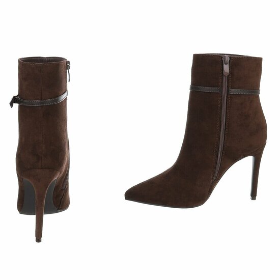 Bruine suede enkellaarsjes met elegante hak en riempje-Agnieska