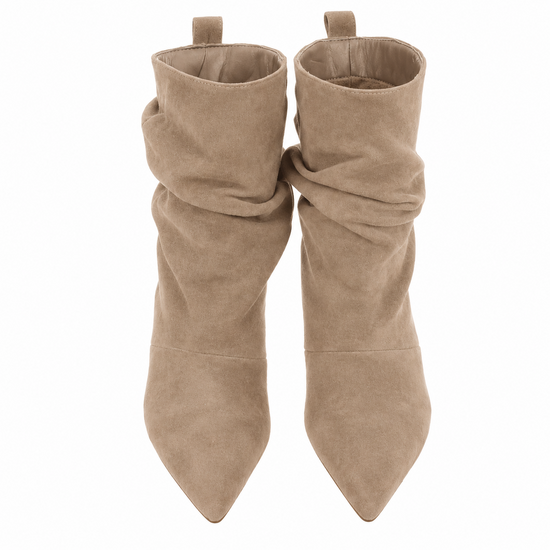Kaki suède enkellaarzen met elegante plooien en hak-Ajola