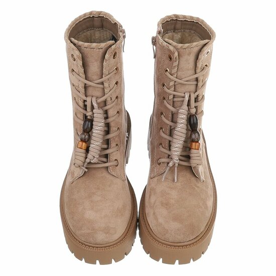 Kaki suède veterboots met grove zool