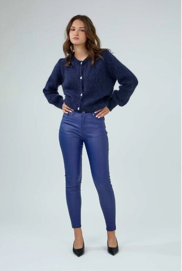 Blauwe slim fit leatherlook broek