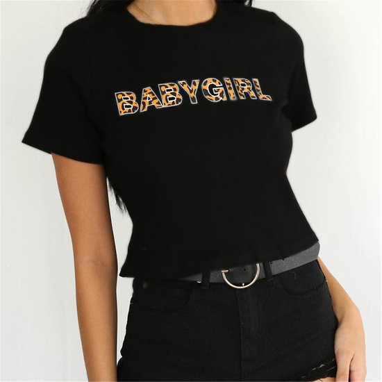 T-shirt met opschrift babygirl.