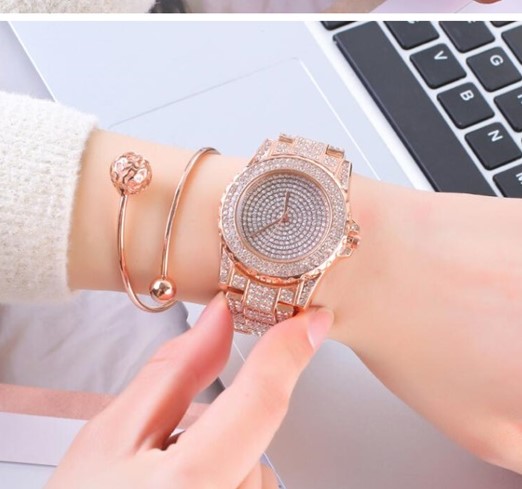 Fashion dames horloge volledig bezet met bergkristal.