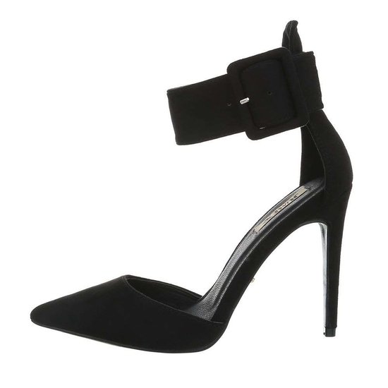 Ada trendy pump.