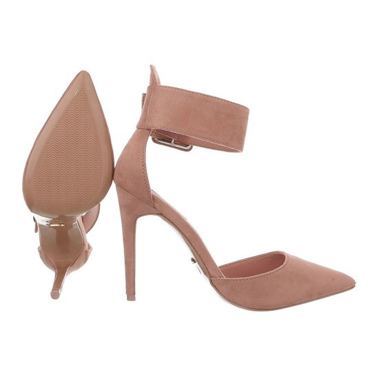 Ada trendy pump.