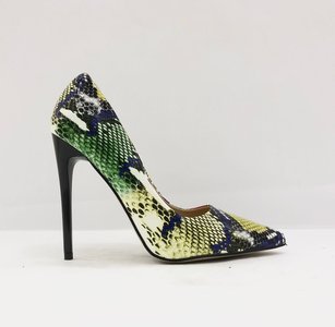 Trendy pump Oda 4 met rode kleurenmix  slangenprint.