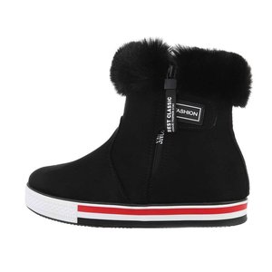 Hoge zwarte wintersneaker Charlotte.