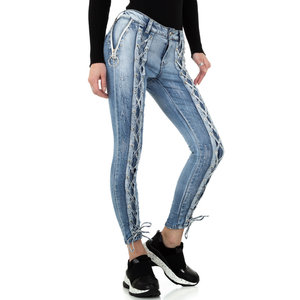 Fashion skinny jeans met veters.