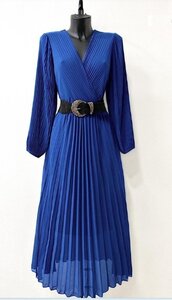 Classy blauwe plisse maxi jurk.