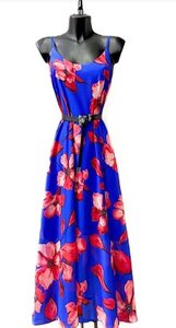 Zomerse blauw-rode maxi jurk