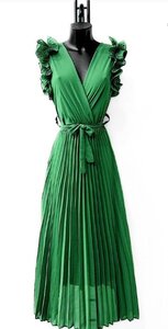 Elegante groene plisse maxi jurk.