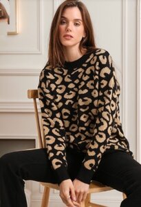 Pull noir avec paillettes beiges