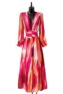 Sierlijke fuchsia-rose-rode mixed maxi jurk met motief