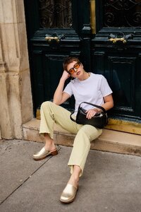 Trendy licht gele broek met wijde pijpen