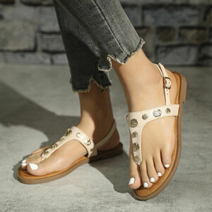 Beige lage teensandaal Orella