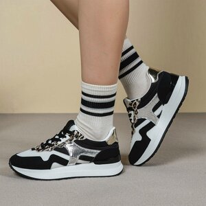  Lage zwarte sneaker Christiana