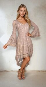 Lange asymetrische kanten taupe jurk