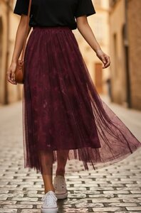 Lange bordeaux rok in ultralicht tulle
