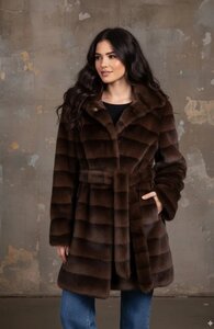 Trendy two tone bruine midi jas in imitatiebont