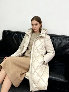 Trendy beige midi gewatteerde pufferjas