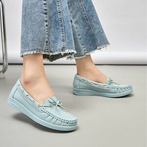 Licht blauwe mocassin Mindy met strikdetail