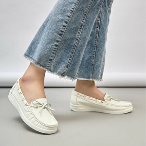 Witte mocassin Mindy met strikdetail