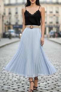 Licht blauwe geplooide midi rok met taille riem