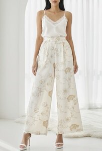 Luchtige wide leg broek beige met bloemenborduursel