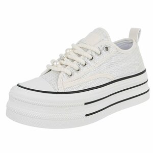 Beige platform sneakers Chanette met parel- en strass details