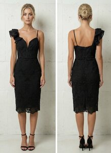 Prachtige zwarte midi jurk in kant