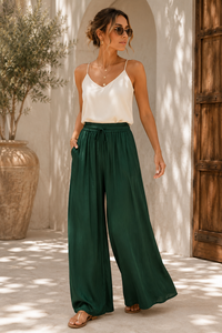 Donker groene broek in satin  