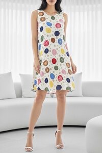 Witte viscose jurk met kleurrijke stippenprint
