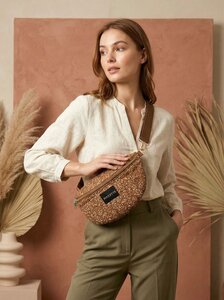 Terracotta crossbody tas met fijne bloemenprint