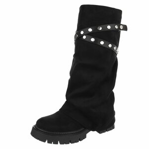 Zwarte dameslaarzen met studs en stoere zool-Colla