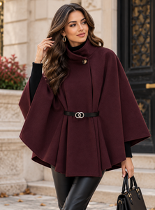 Bordeaux cape jas met elegante ceintuur